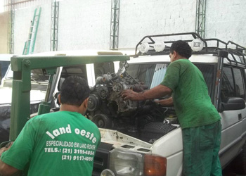 Oficina Land Oeste Especializada em veículos clássicos Land Rover no Rio de Janeiro