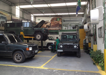 Oficina Land Oeste Especializada em veículos clássicos Land Rover no Rio de Janeiro